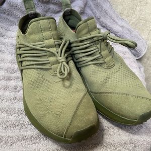 Lane eight sneakers